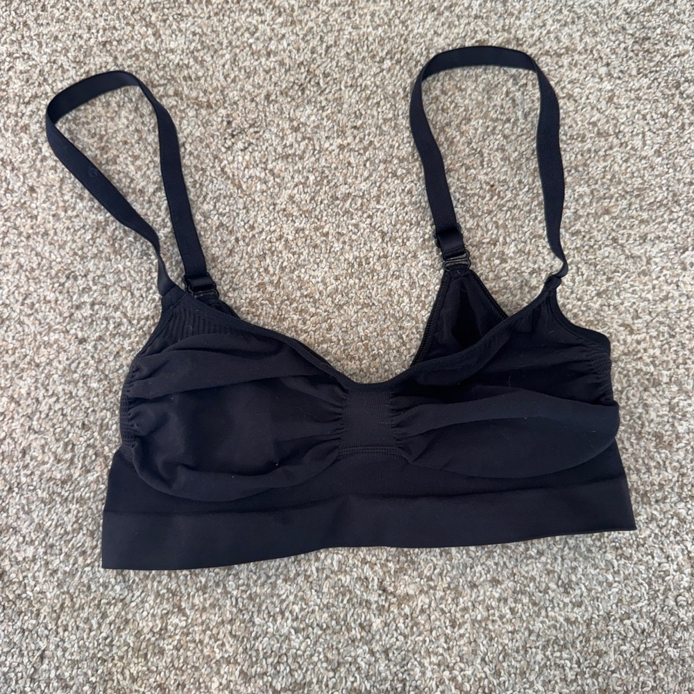 SKIMS Black Seamless Ruched Bralette Adjustable Straps Size L/XL